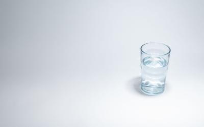 Destilliertes Wasser – Ist das gesundes Trinkwasser?